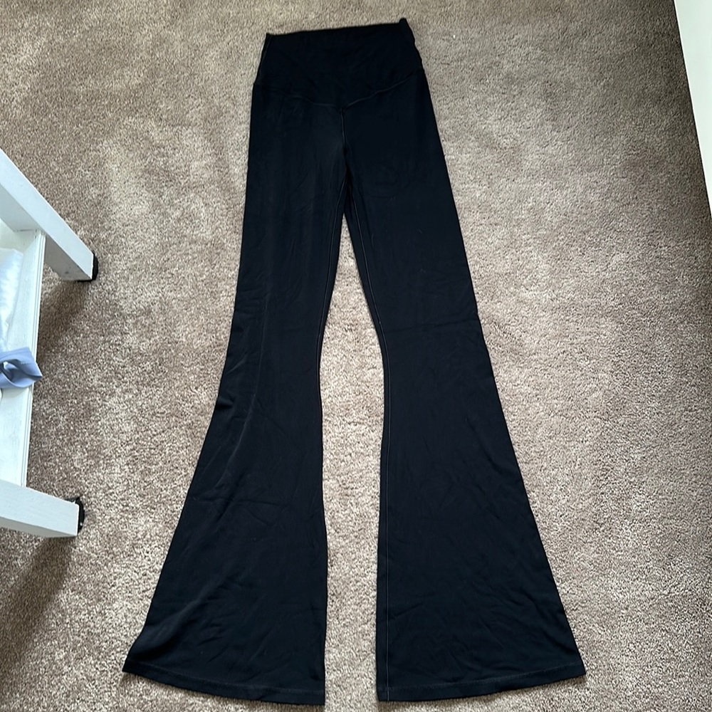 Aerie crossover flare legginings
